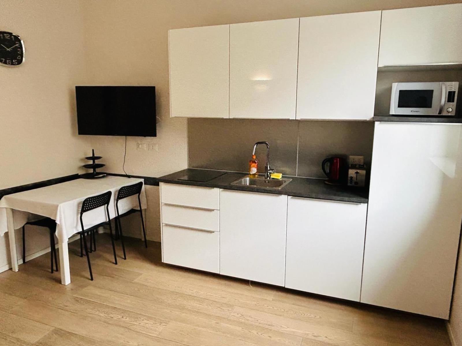 Easy Room Italy Mediolan Zewnętrze zdjęcie