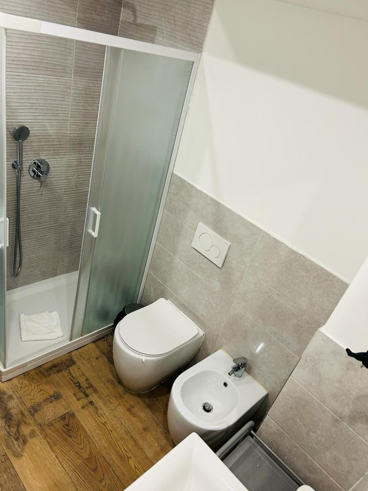 Easy Room Italy Mediolan Zewnętrze zdjęcie