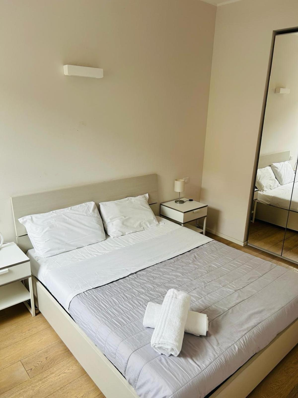 Easy Room Italy Mediolan Zewnętrze zdjęcie