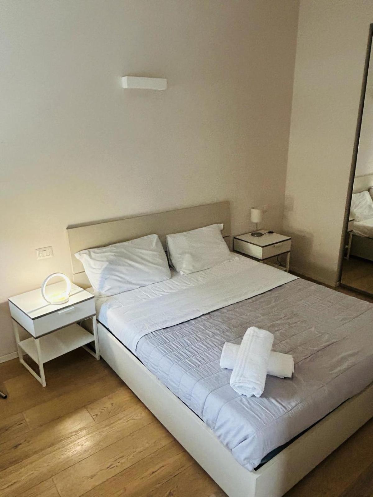 Easy Room Italy Mediolan Zewnętrze zdjęcie